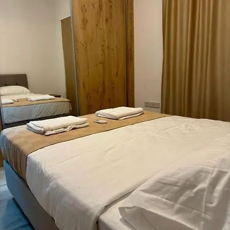 Appartement Sogular 1 *